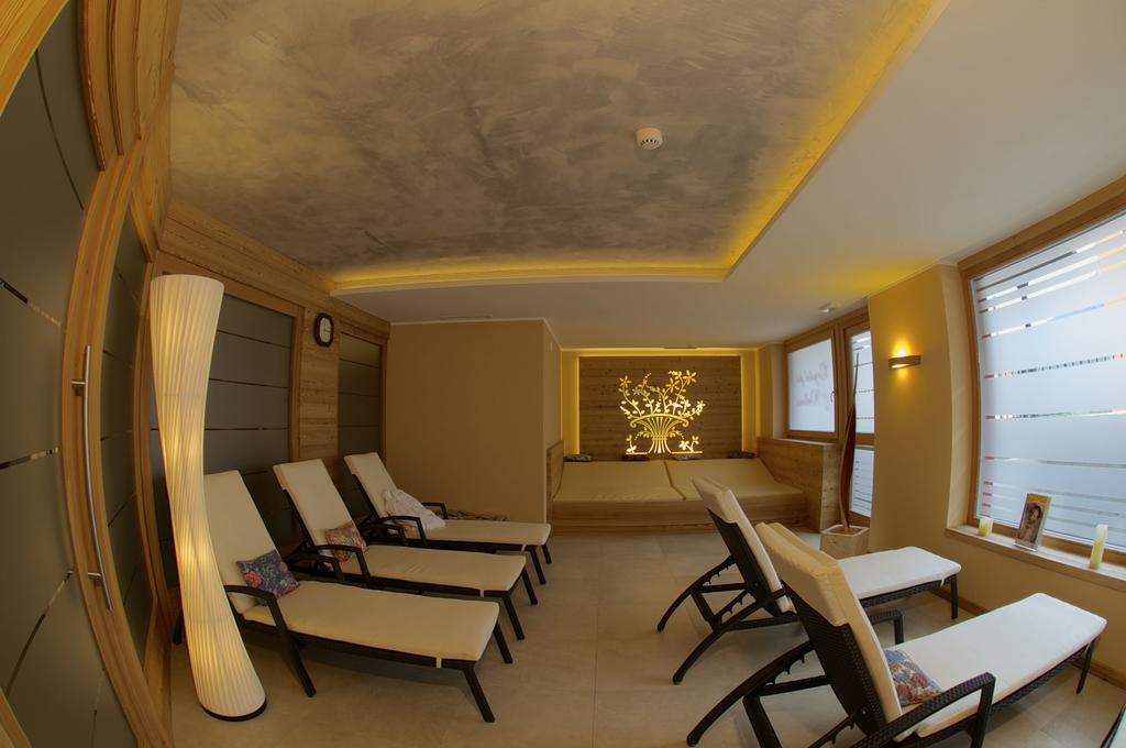 Hotel Negritella ปัสโซเดลโตนาเล ภายนอก รูปภาพ