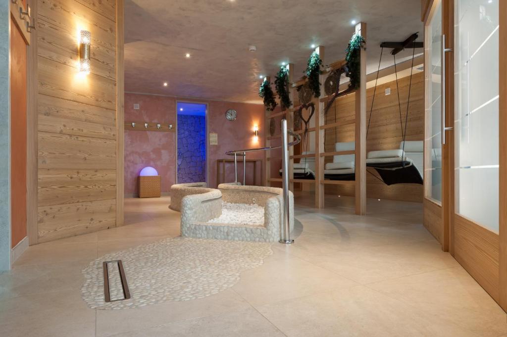 Hotel Negritella ปัสโซเดลโตนาเล ภายนอก รูปภาพ